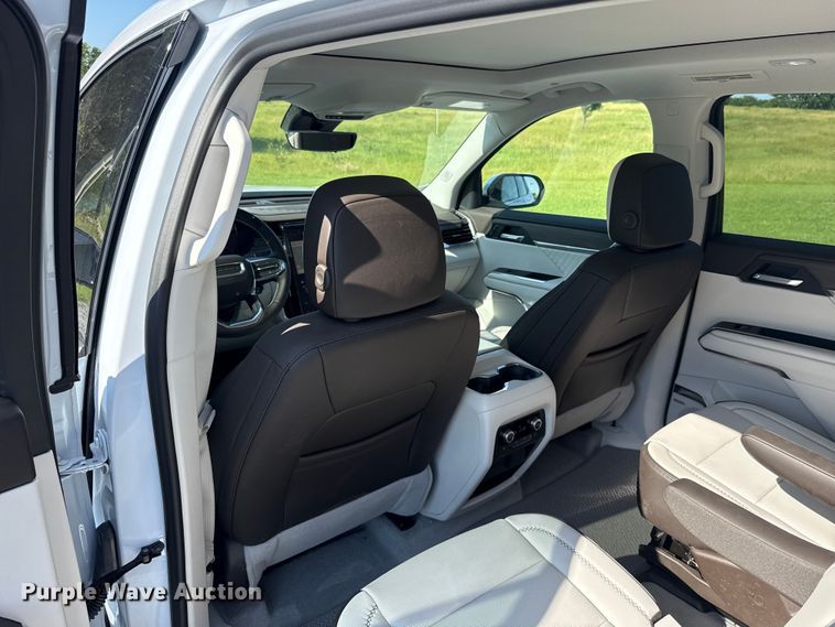 image for item ET6473 2026 GMC Acadia SUV