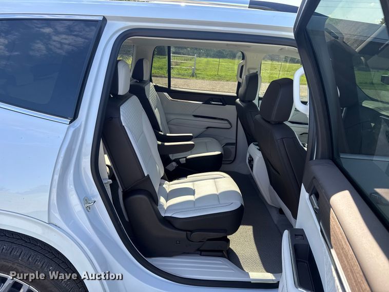 image for item ET6473 2026 GMC Acadia SUV