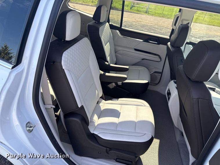 image for item ET6473 2026 GMC Acadia SUV