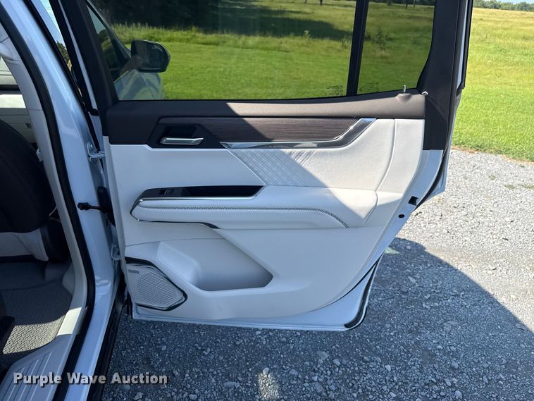 image for item ET6473 2026 GMC Acadia SUV