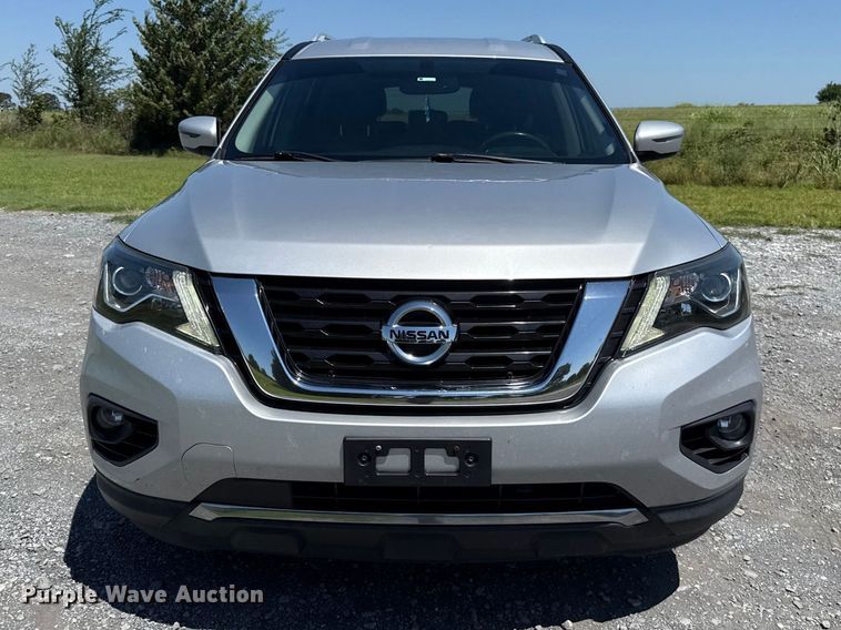 image for item ET6475 2017 Nissan Pathfinder SUV