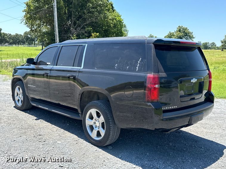 image for item ET6476 2018 Chevrolet Suburban SUV