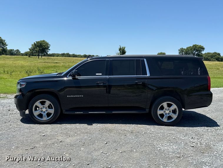 image for item ET6476 2018 Chevrolet Suburban SUV