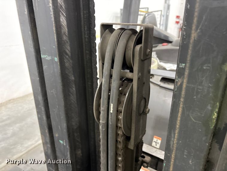 image for item EU0736 2017 Crown RC5545-45 forklift