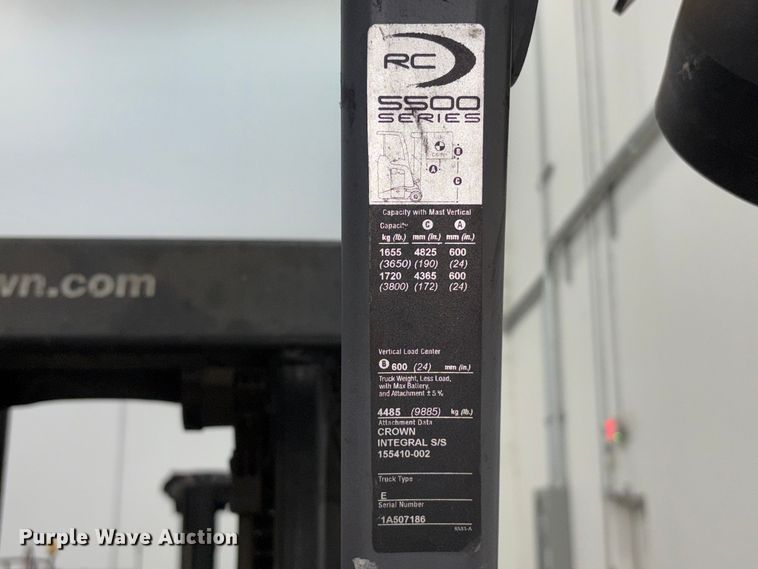 image for item EU0736 2017 Crown RC5545-45 forklift
