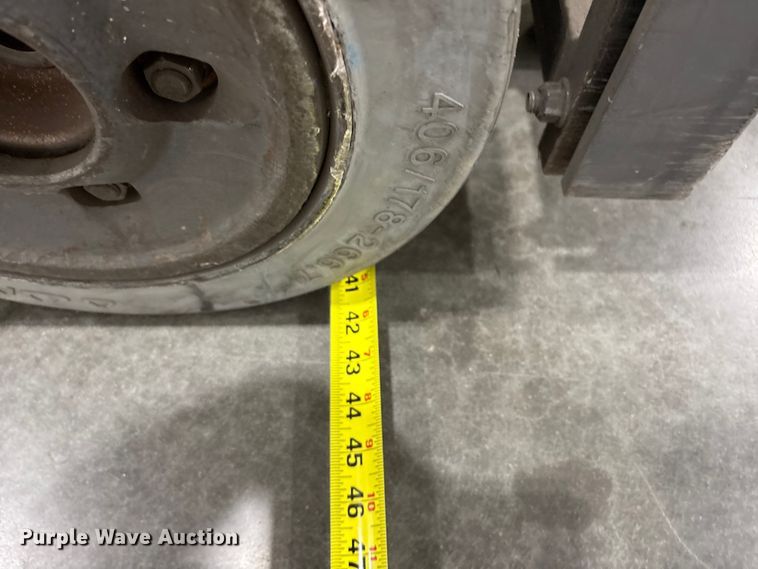 image for item EU0736 2017 Crown RC5545-45 forklift
