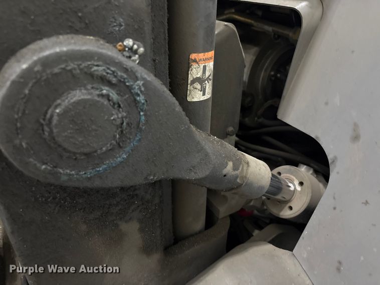 image for item EU0737 2017 Crown RC5545-45 forklift