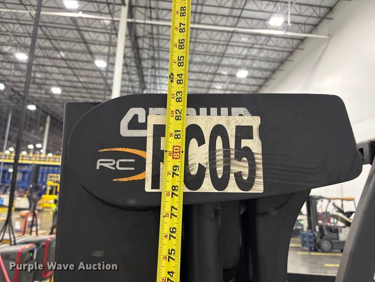 image for item EU0737 2017 Crown RC5545-45 forklift