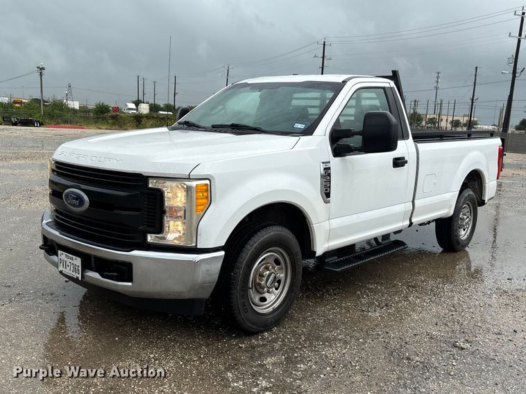 2017 Ford F250 Super Duty pickup truck