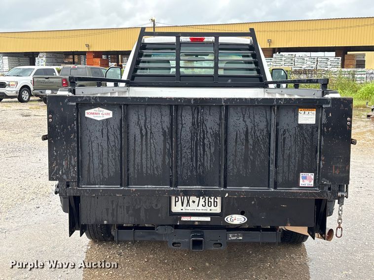 image for item EU0740 2017 Ford F250 Super Duty pickup truck