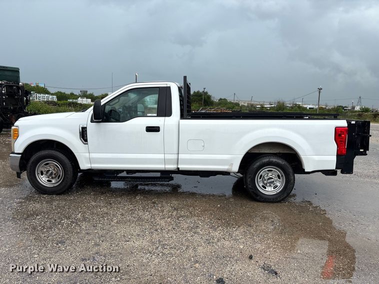 image for item EU0740 2017 Ford F250 Super Duty pickup truck