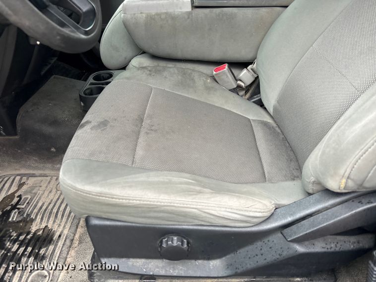 image for item EU0740 2017 Ford F250 Super Duty pickup truck