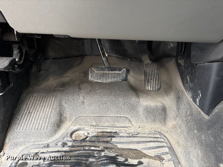 image for item EU0740 2017 Ford F250 Super Duty pickup truck