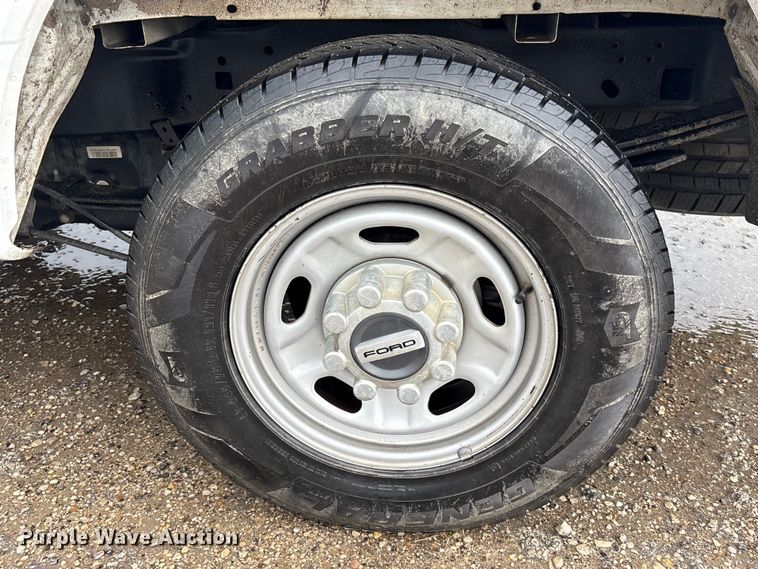 image for item EU0740 2017 Ford F250 Super Duty pickup truck