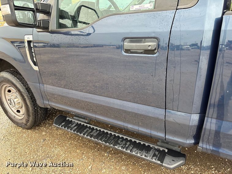 image for item EU0741 2017 Ford F250 Super Duty pickup truck