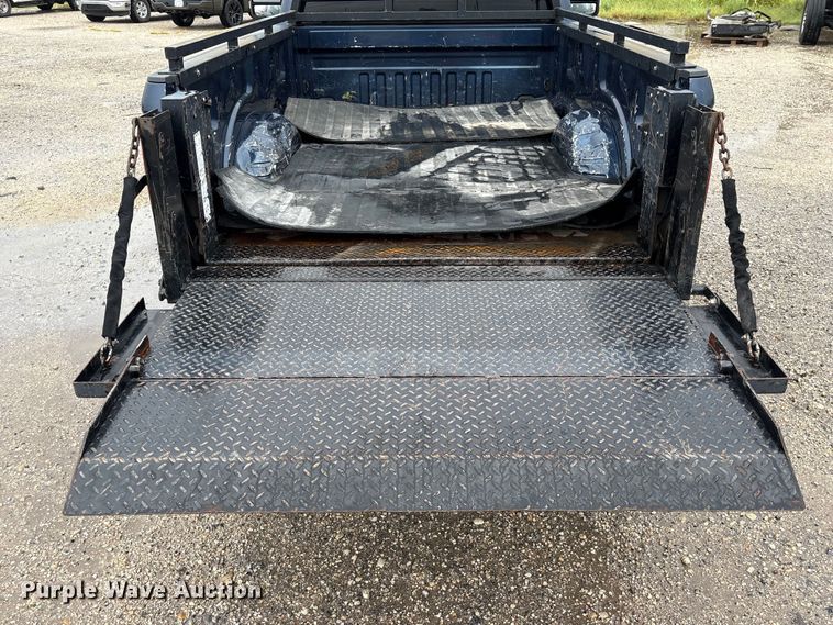 image for item EU0741 2017 Ford F250 Super Duty pickup truck