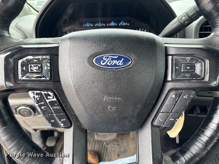 image for item EU0741 2017 Ford F250 Super Duty pickup truck