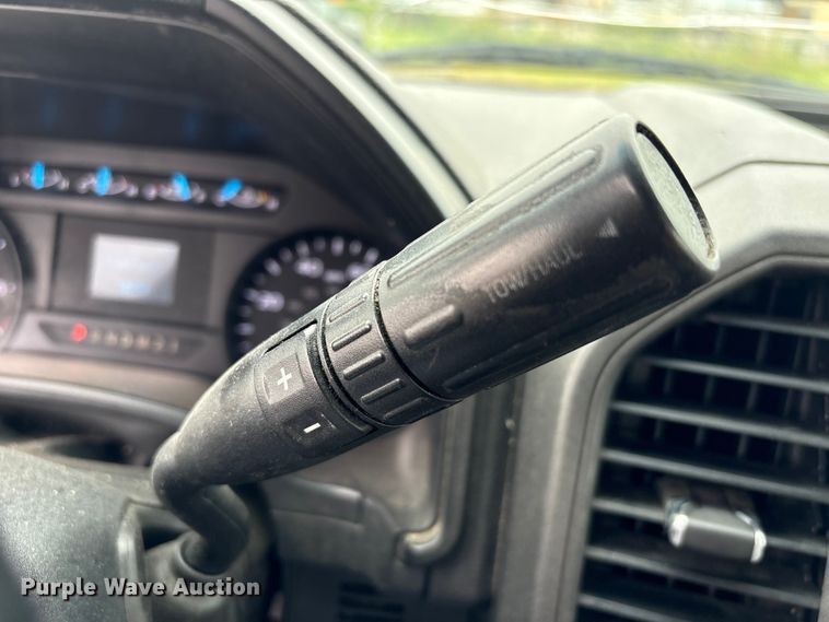 image for item EU0741 2017 Ford F250 Super Duty pickup truck