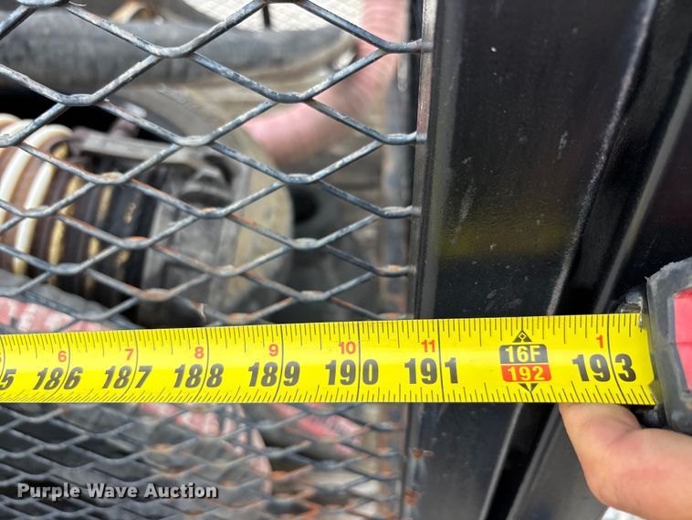 image for item EU5675 2018 East Texas refuse trailer