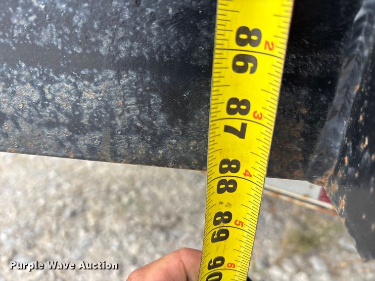image for item EU5675 2018 East Texas refuse trailer