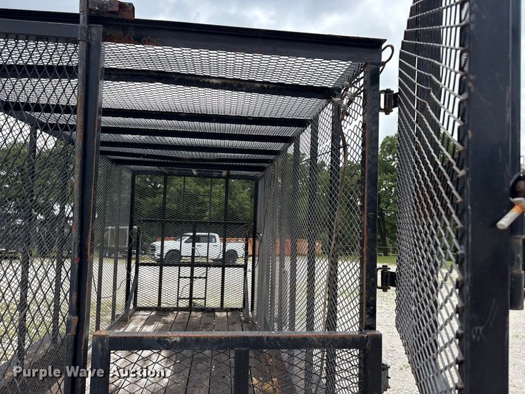 image for item EU5676 2018 East Texas refuse trailer