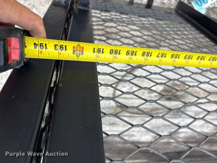 image for item EU5676 2018 East Texas refuse trailer
