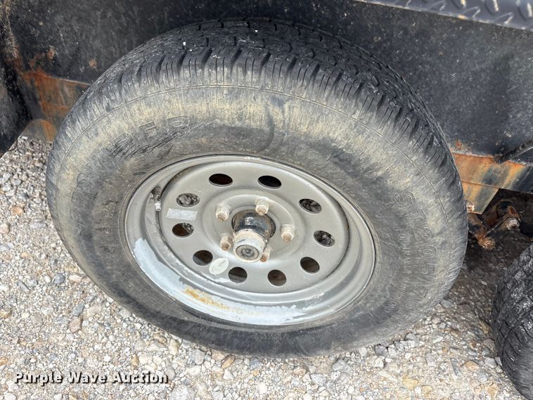 image for item EU5676 2018 East Texas refuse trailer