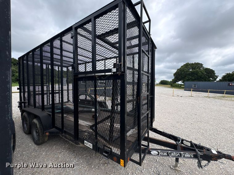 image for item EU5677 2019 East Texas refuse trailer