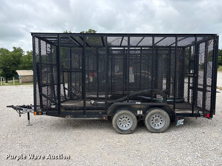 image for item EU5677 2019 East Texas refuse trailer