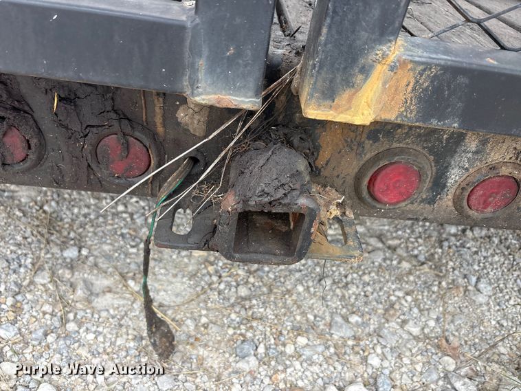 image for item EU5677 2019 East Texas refuse trailer