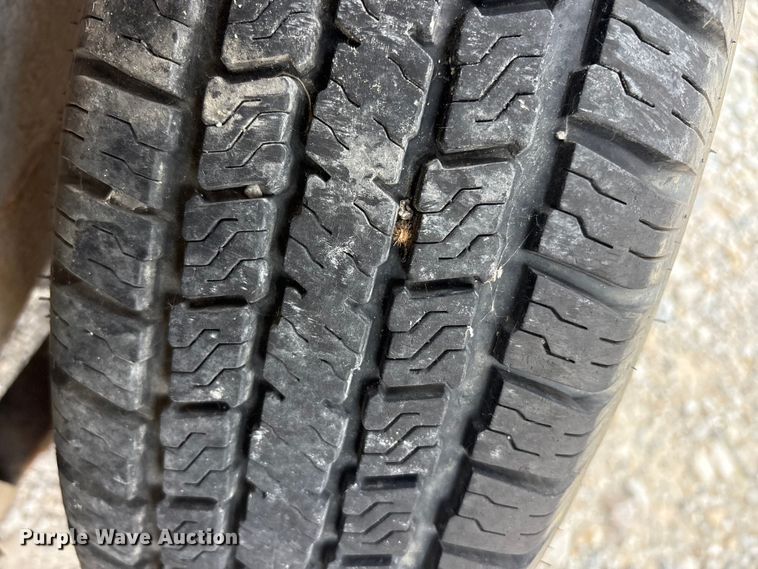 image for item EU5677 2019 East Texas refuse trailer