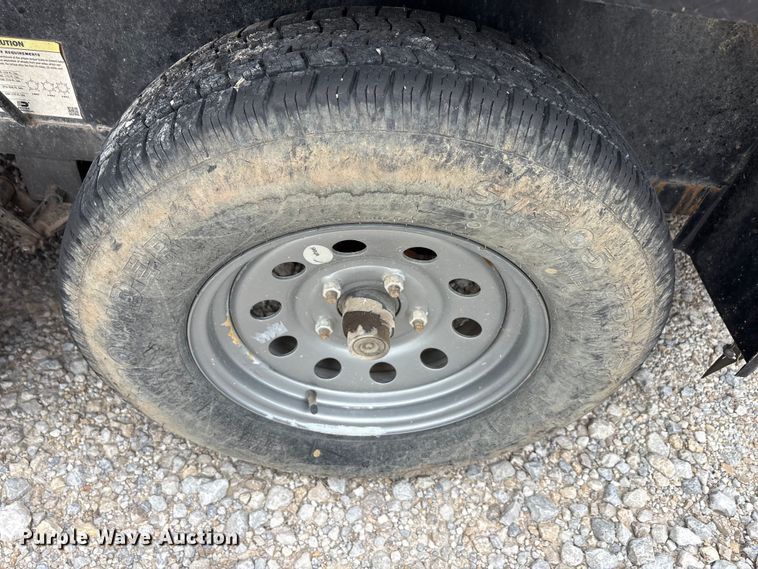 image for item EU5677 2019 East Texas refuse trailer