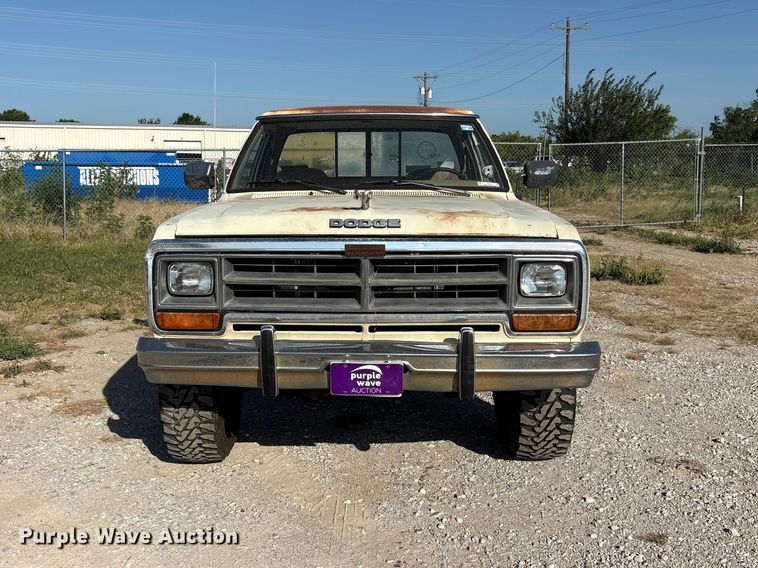image for item EU5781 1988 Dodge W250 pickup truck
