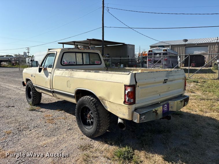 image for item EU5781 1988 Dodge W250 pickup truck