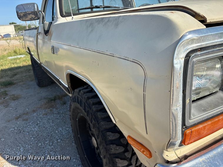 image for item EU5781 1988 Dodge W250 pickup truck