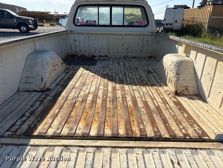 image for item EU5781 1988 Dodge W250 pickup truck