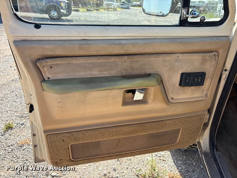 image for item EU5781 1988 Dodge W250 pickup truck