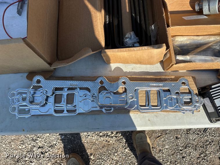 image for item EU5781 1988 Dodge W250 pickup truck