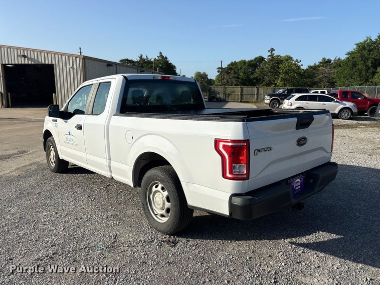 image for item EU5833 2017 Ford F150 Ext. Cab pickup truck
