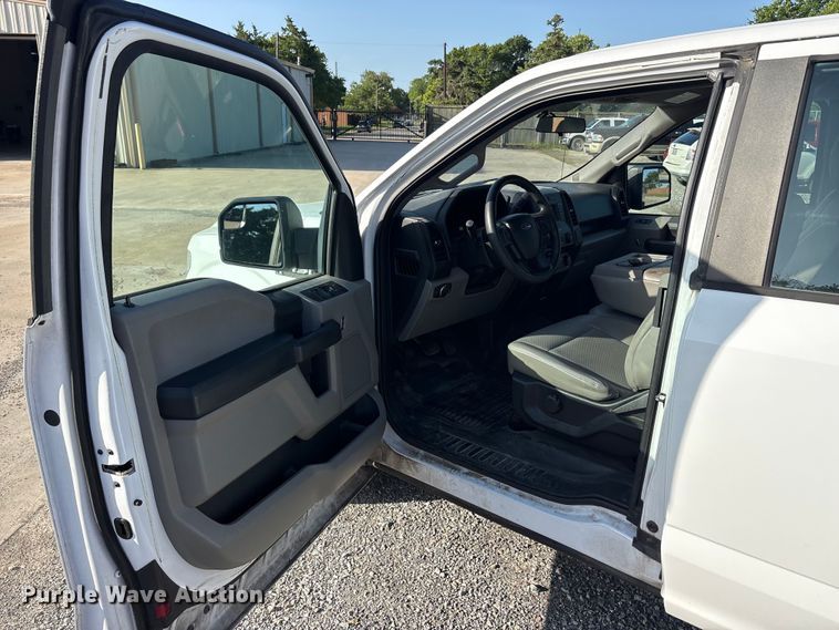 image for item EU5833 2017 Ford F150 Ext. Cab pickup truck