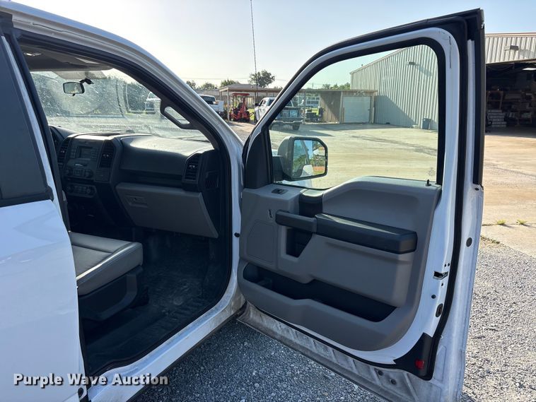 image for item EU5833 2017 Ford F150 Ext. Cab pickup truck