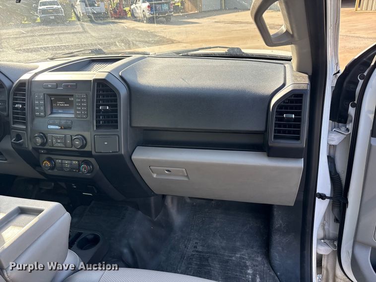 image for item EU5833 2017 Ford F150 Ext. Cab pickup truck