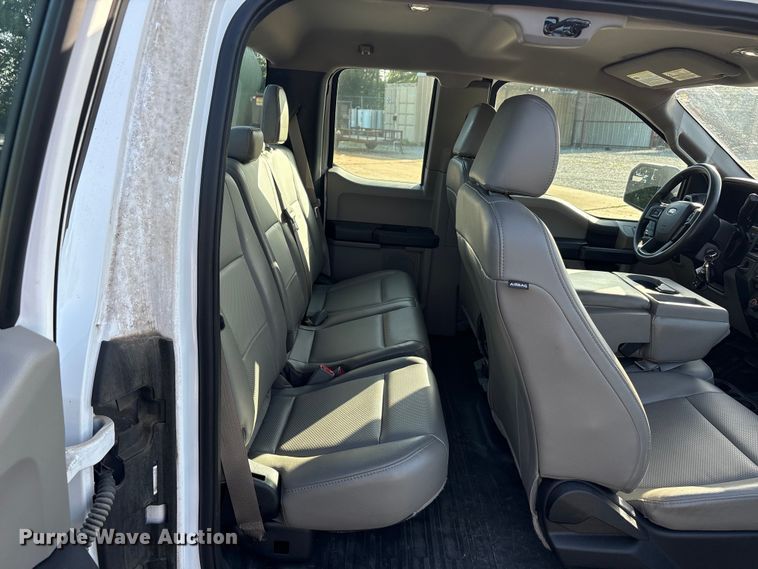 image for item EU5833 2017 Ford F150 Ext. Cab pickup truck