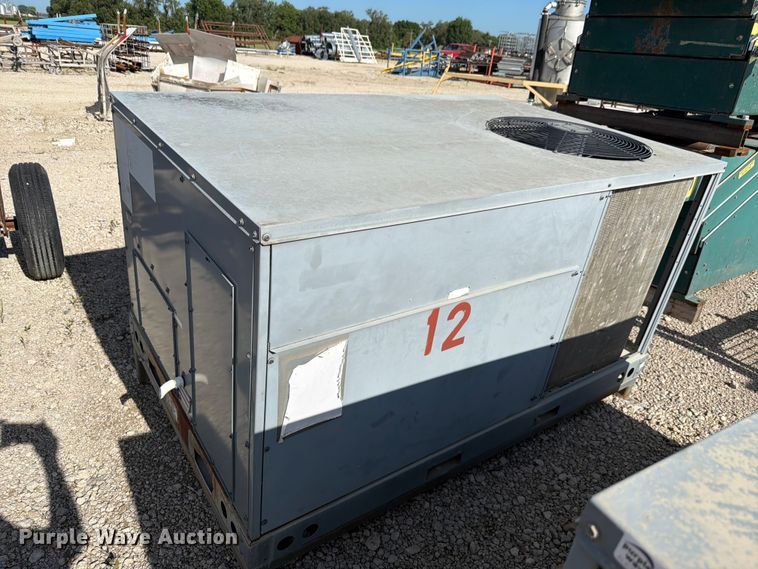image for item EV2323 (2) Daikin DSG0600804BXXX 5-ton HVAC units