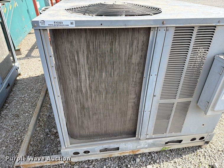 image for item EV2323 (2) Daikin DSG0600804BXXX 5-ton HVAC units
