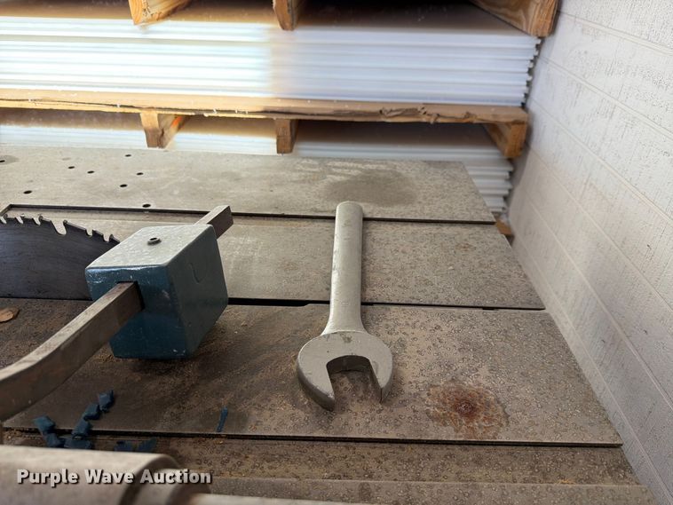 image for item EV2326 Oliver Machine table saw