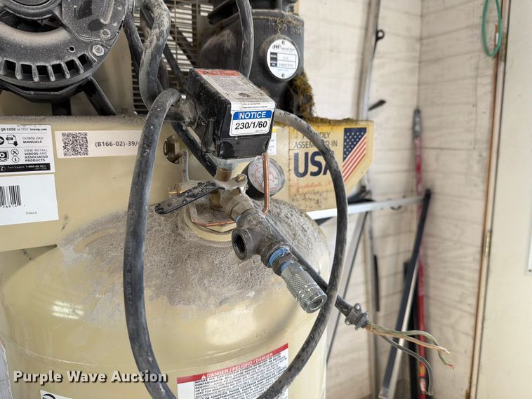 image for item EV2327 Ingersoll Rand SS4L5 air compressor