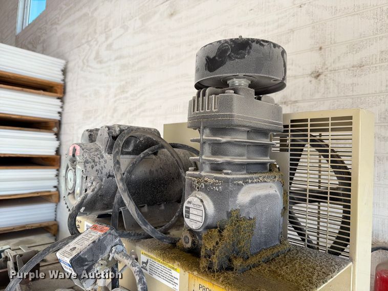 image for item EV2327 Ingersoll Rand SS4L5 air compressor