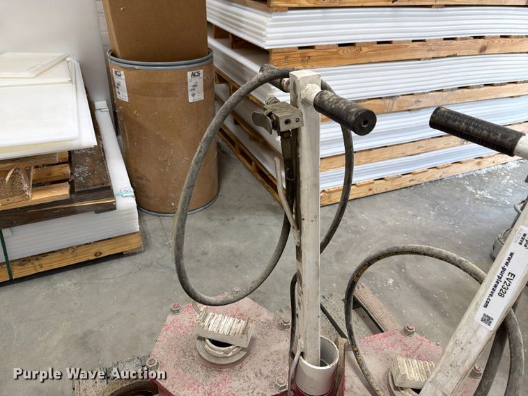 image for item EV2328 (2) Sune X HD 10-ton Portable air lift jacks