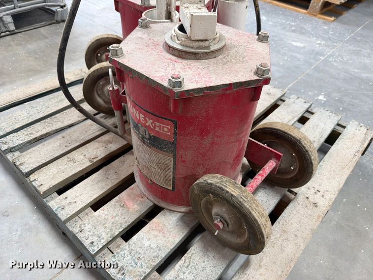image for item EV2328 (2) Sune X HD 10-ton Portable air lift jacks